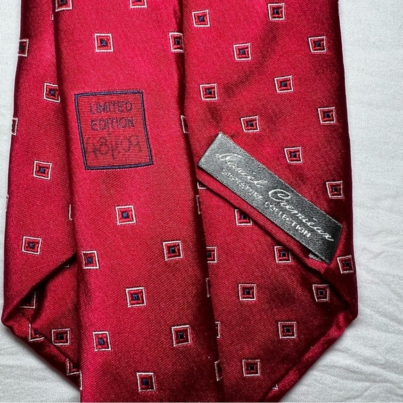 Daniel Cremieux Limited Edition Handmade 100% Silk Tie - Picture 3 of 4